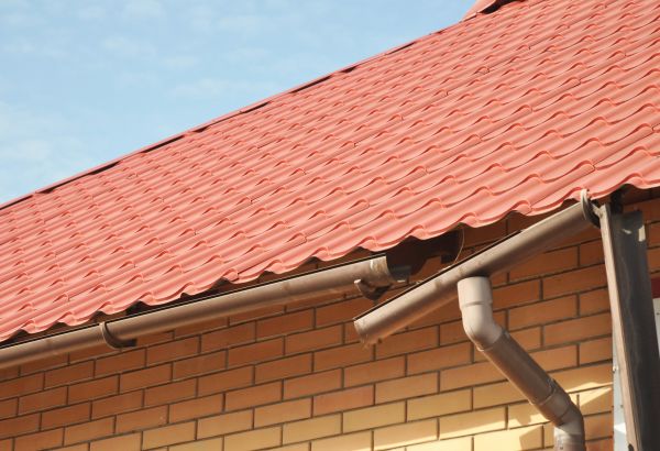 Loose Gutter Repair in Northville