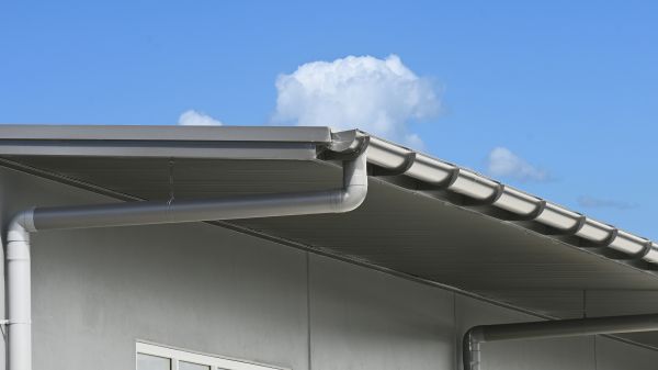 Eavestrough Service in Northville